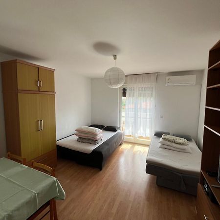 Apartman Niko Pula Zewnętrze zdjęcie