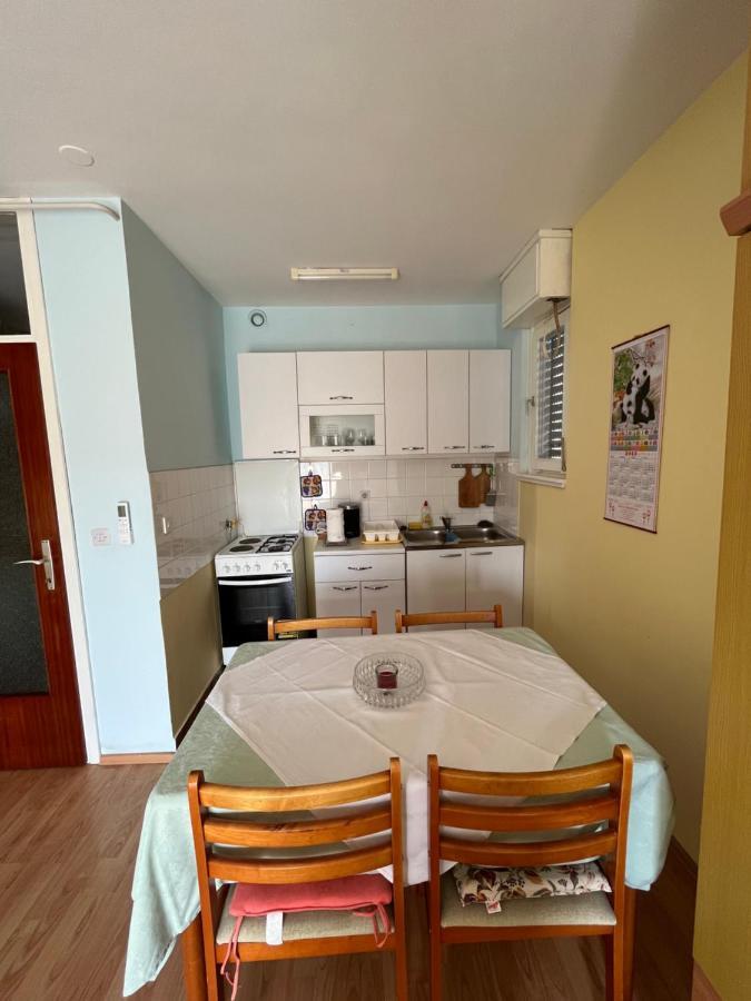 Apartament Apartman Niko Pula Zewnętrze zdjęcie