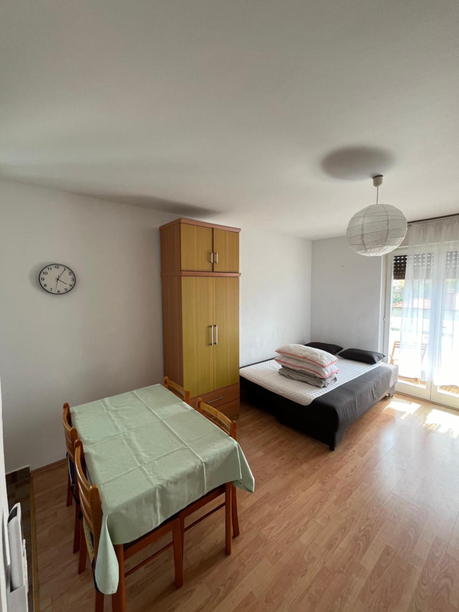 Apartman Niko Pula Zewnętrze zdjęcie